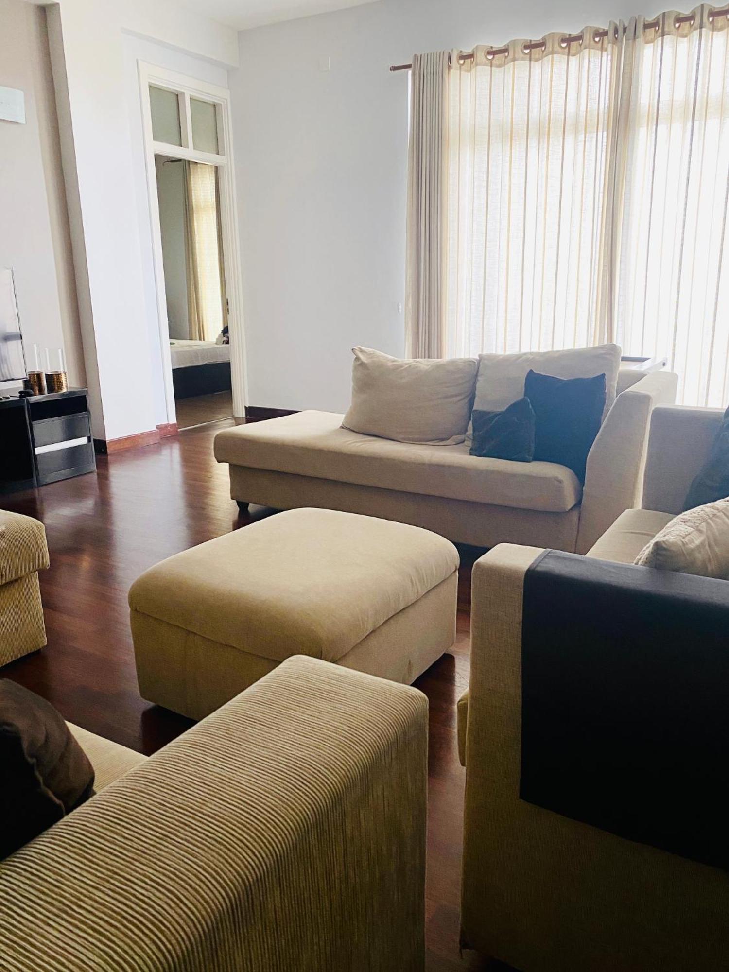 Hawaii Residencies Hub Apartment Colombo
