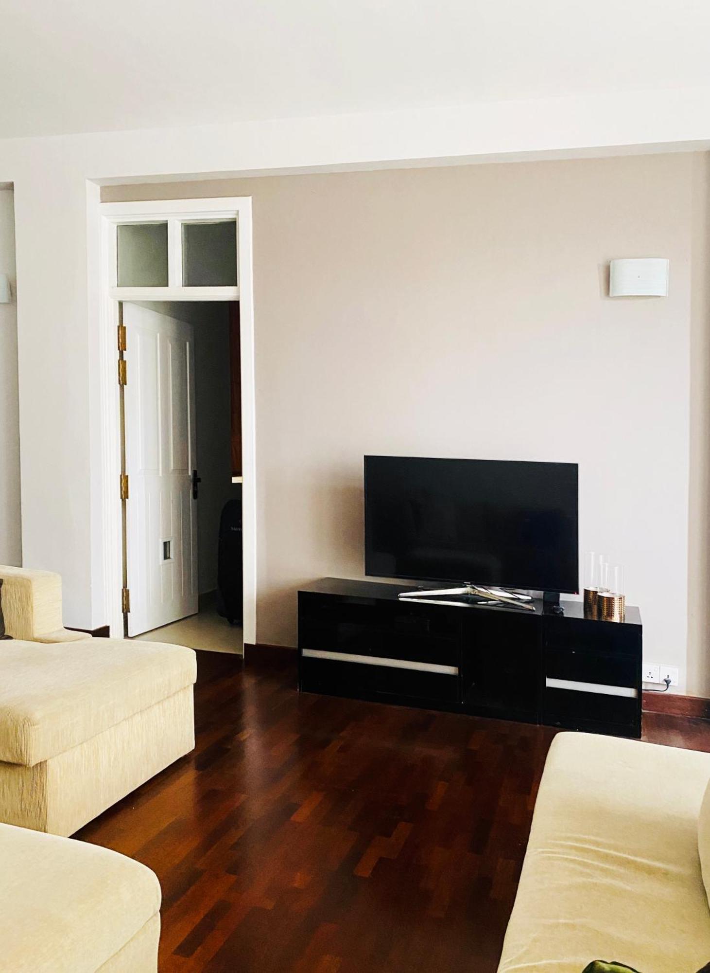 Hawaii Residencies Hub Apartment Colombo